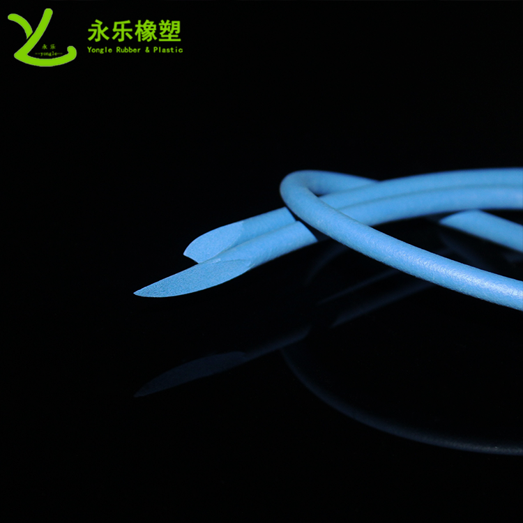 硅膠發(fā)發(fā)泡條，阻燃硅膠發(fā)泡圓條，耐高溫發(fā)泡硅膠條